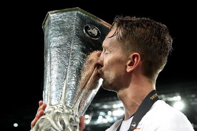 意大利杯-邓弗里斯双响 国米2-0亚特兰大进决赛